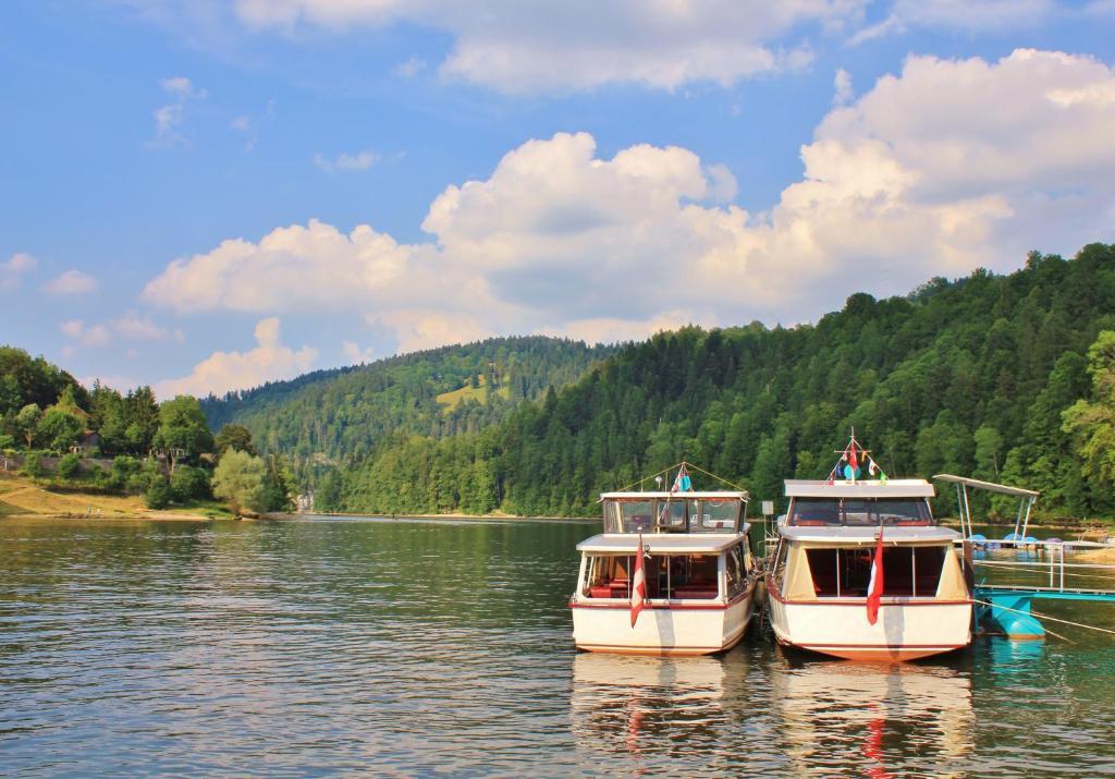 Hotel Les Rives Du Doubs Les Brenets Luaran gambar