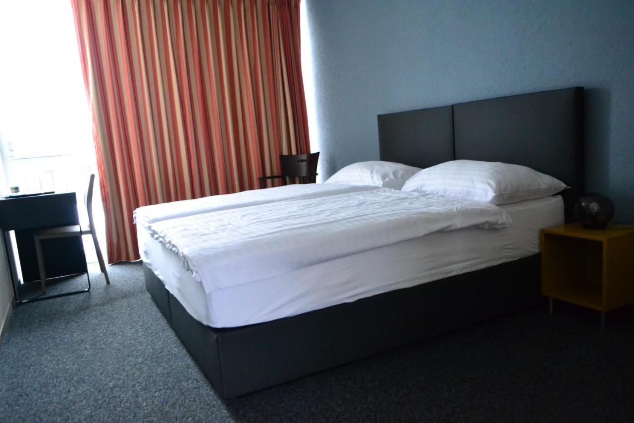 Hotel Les Rives Du Doubs Les Brenets Luaran gambar