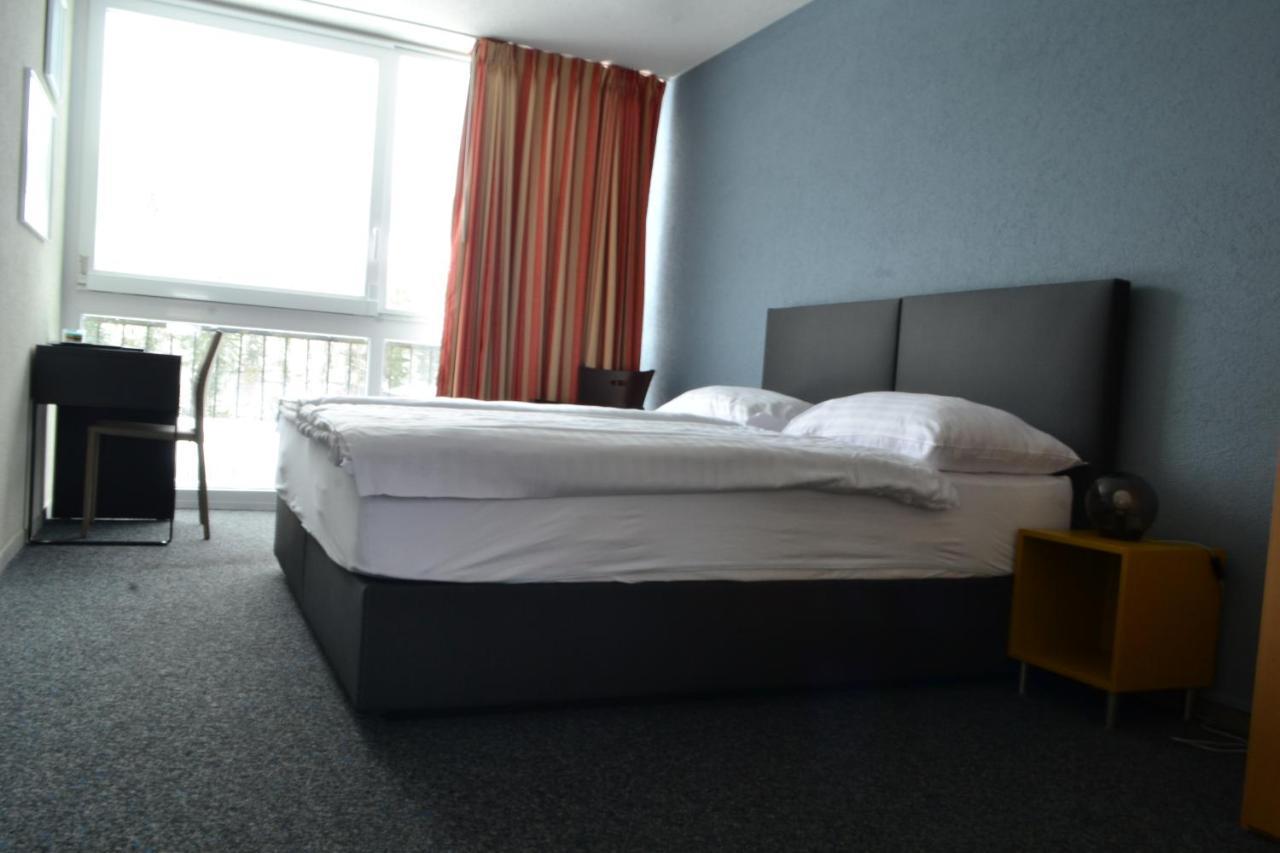 Hotel Les Rives Du Doubs Les Brenets Luaran gambar