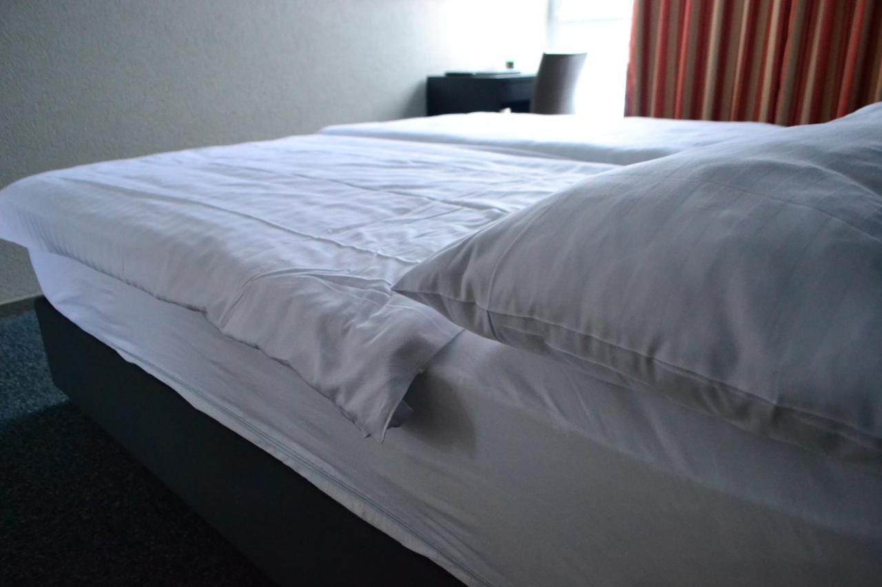 Hotel Les Rives Du Doubs Les Brenets Luaran gambar